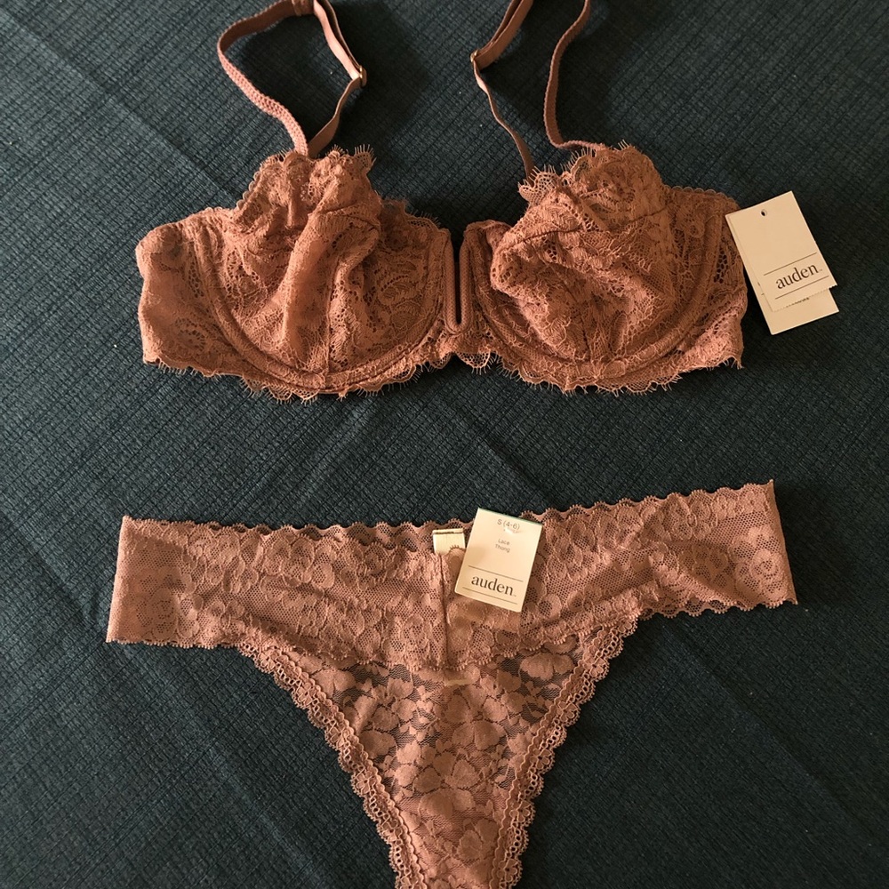 Bra and Panty Set Small 34B